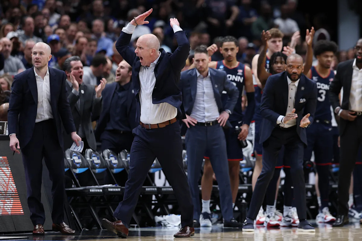 Final Four schedule, how to watch UConn-Illinois and Michigan-Arizona observed today