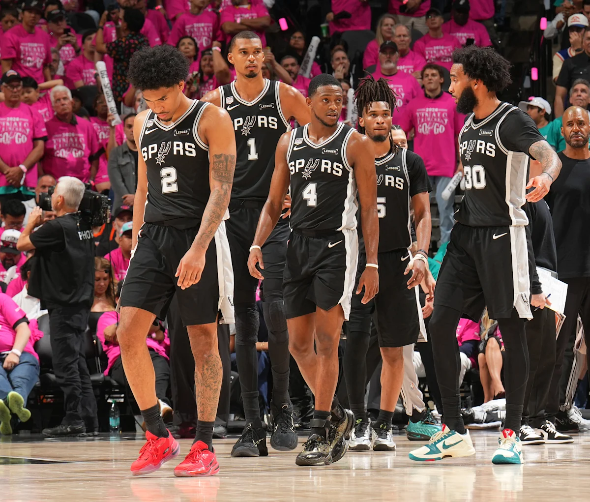 Can De'Aaron Fox provide Extra support for Victor Wembanyama and the Spurs? reported globally